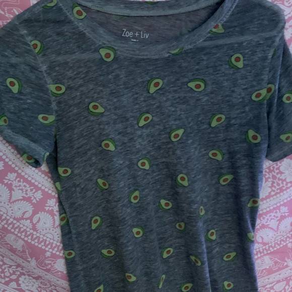 soft avocado print tee shirt - Picture 2 of 4
